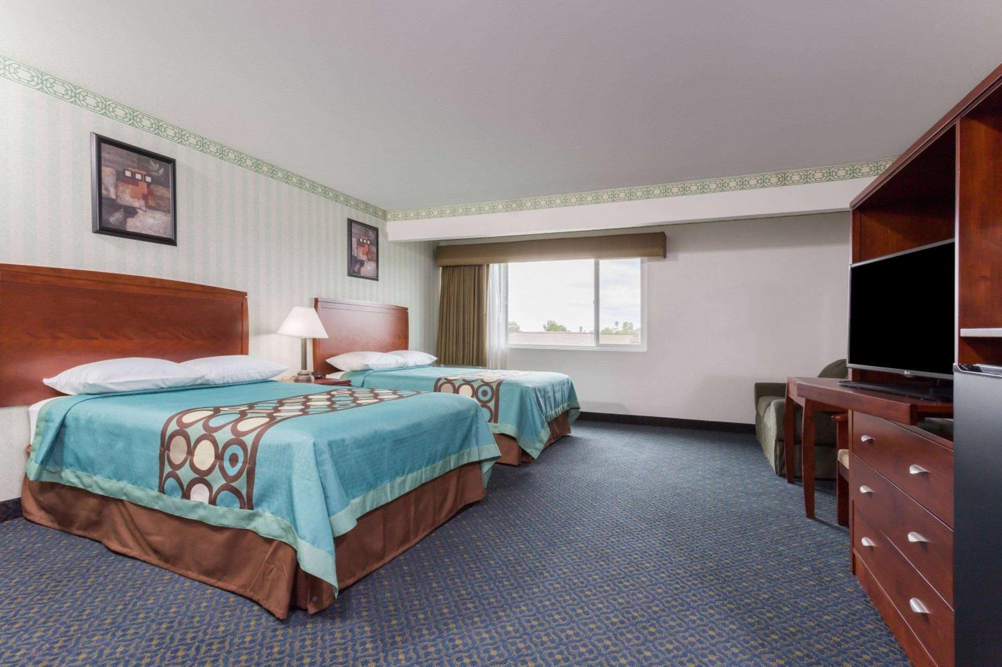 Super 8 By Wyndham Sacramento Carmichael Exterior foto