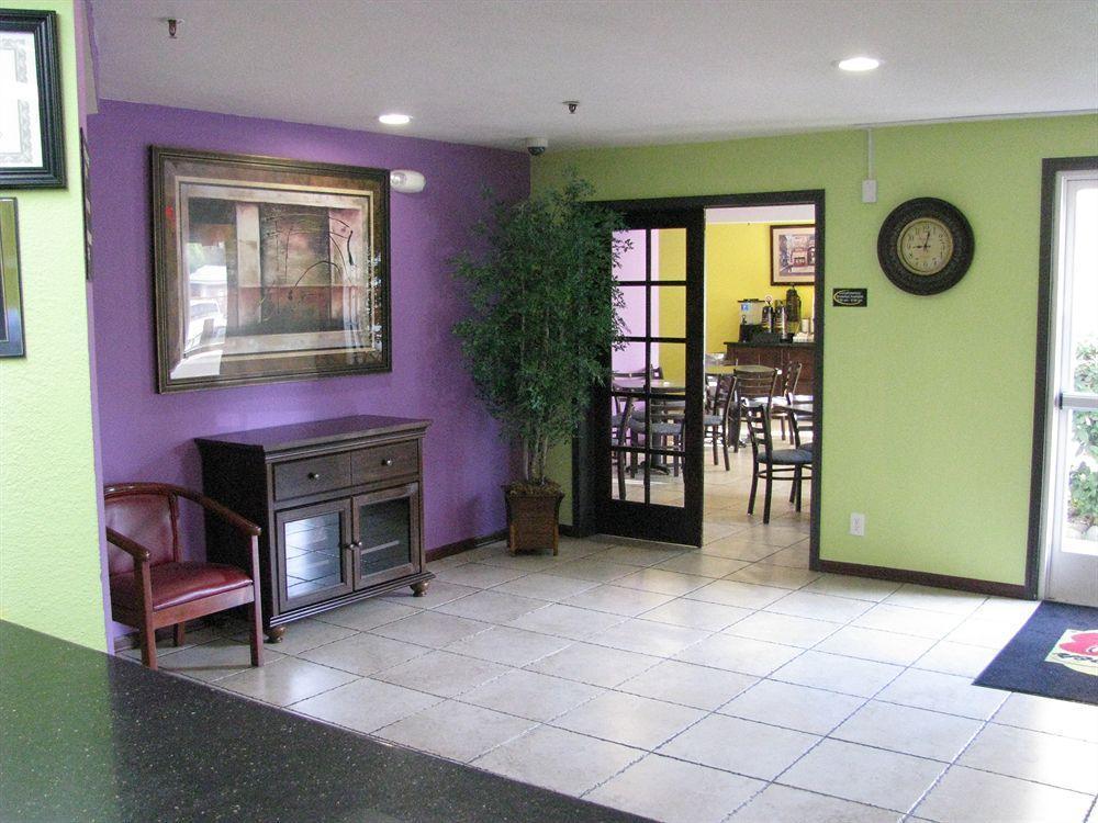 Super 8 By Wyndham Sacramento Carmichael Exterior foto